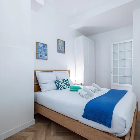Appartement 10 Amiral 201 - Magnifique - 2 - Centre-ville